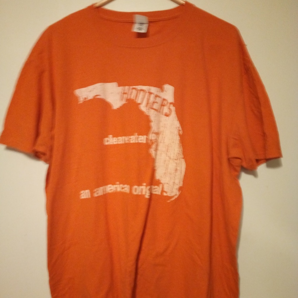 Gildan shirt, men's t-shirt, short sleeve shirt